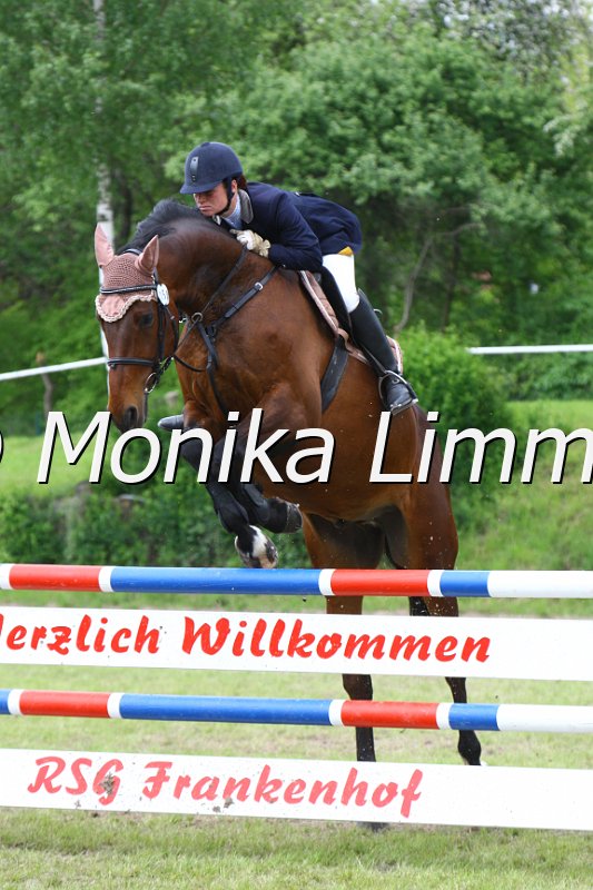 005M6593_Carlo Colucci_L Springen.JPG